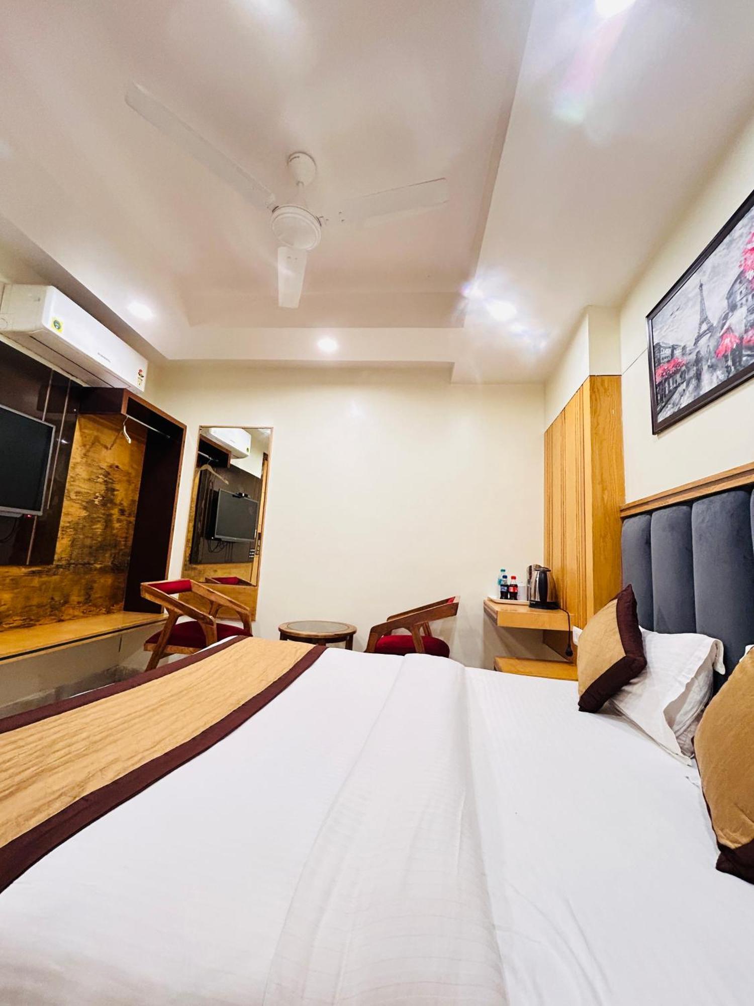 Aman Imperial Boutiqe New Delhi